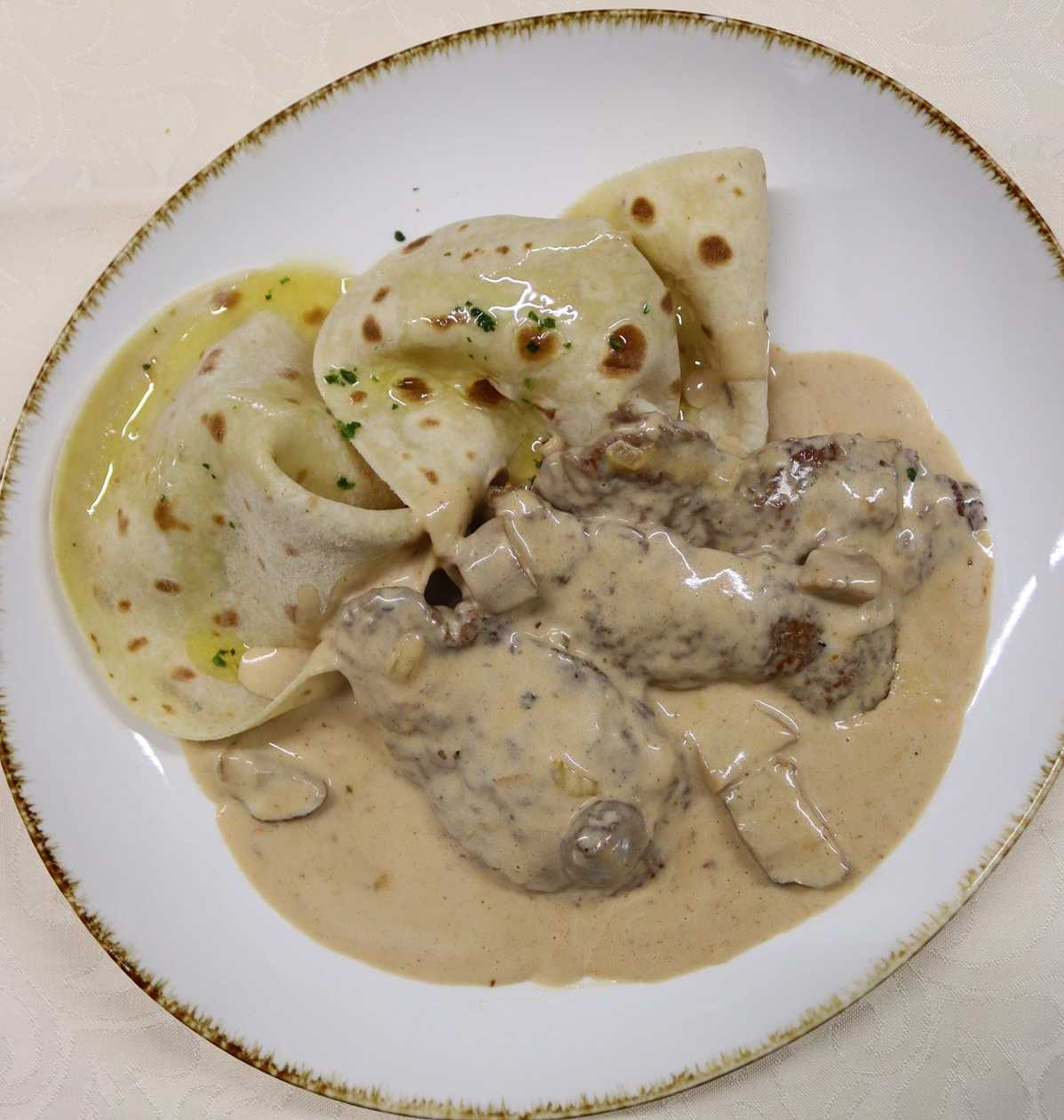 Veal Medallions in Porcini Mushroom Sauce