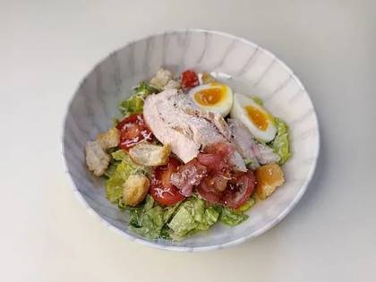 Caesar Salad with Chicken and Bacon