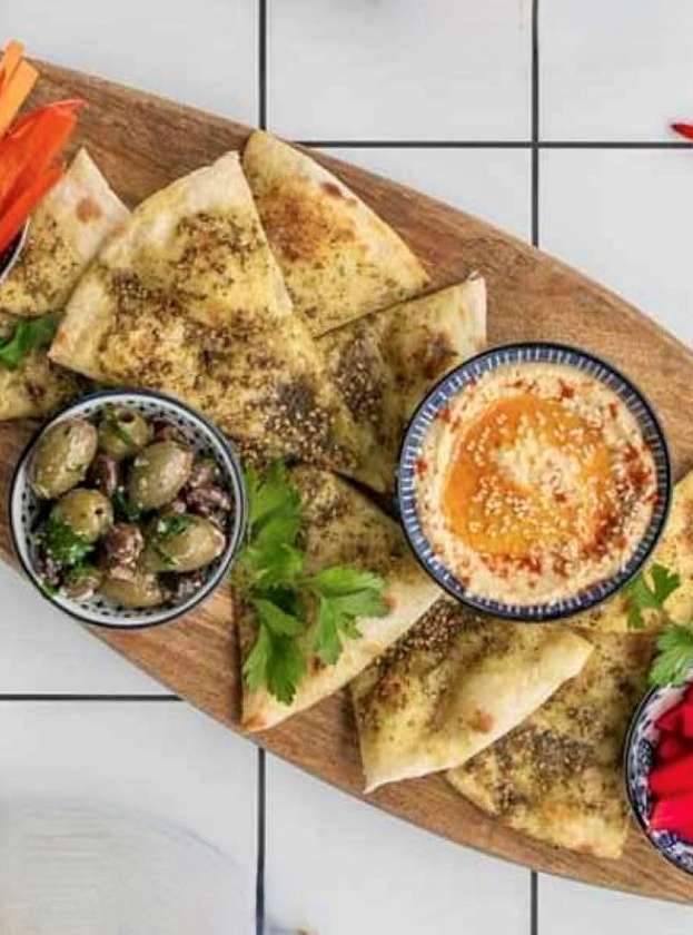Chopped Flatbread & Hummus
