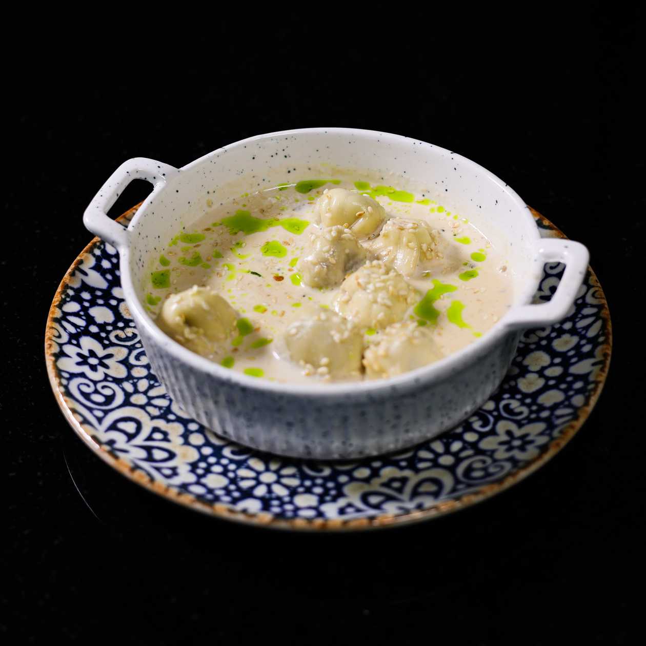 MINI KHINKHALI WHIT MEAT