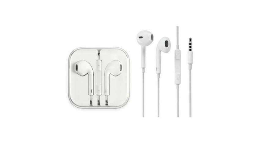 Apple Earpods IPhone
(White)