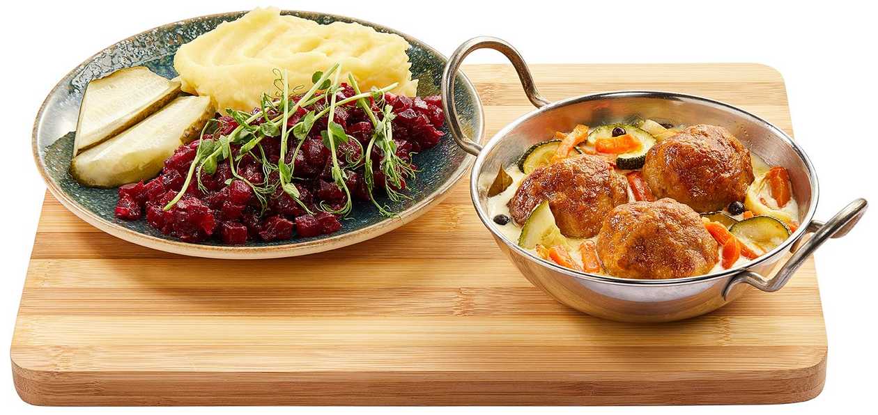 Turkey meatballs in root vegetable sauce