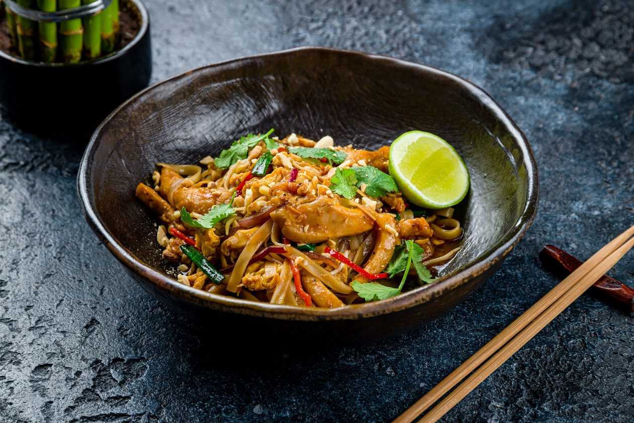 Pad thai with duck