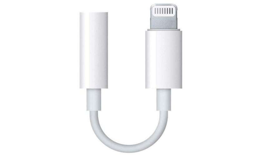 Lightning To 3.5mm Headphone Jack Adapter
Headphone Adapter for iPhones (Connects without Bluetooth)