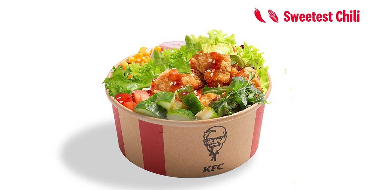 Sweetest Chilli Poke Bowl z bitesami i sałatą