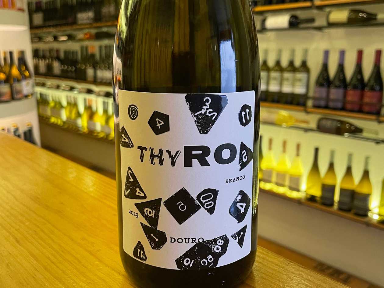 THYRO branco 2024