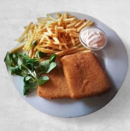 Vyprážaný Syr s Hranolkami a Zeleninou Menu Box