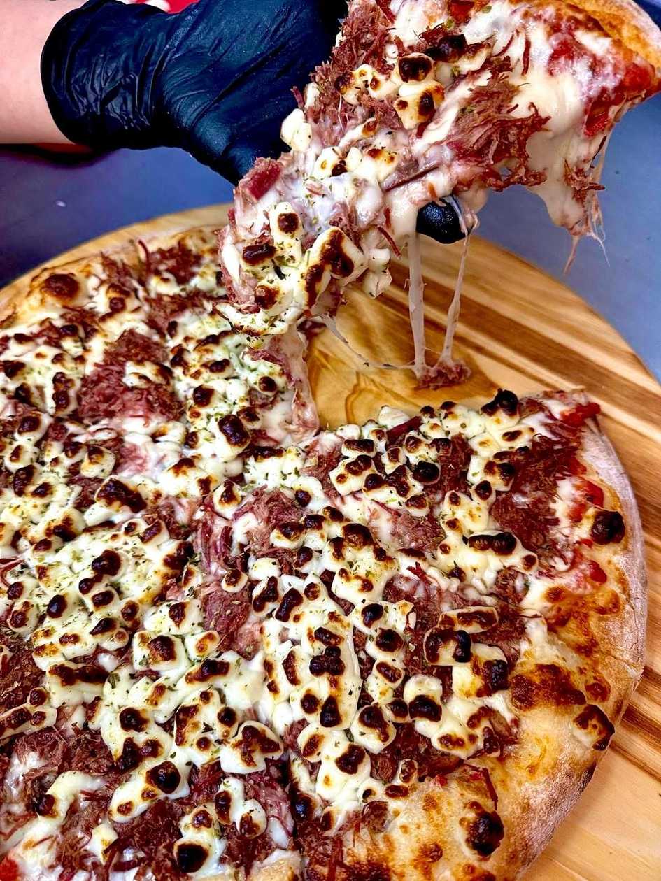 Dried beef pizza with cheese curds