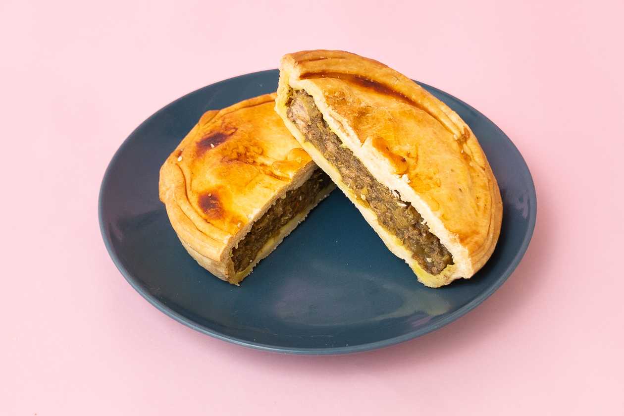 Steak & Onion Pie