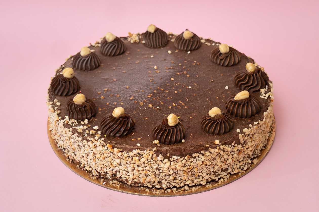 Ferrero Rocher cake