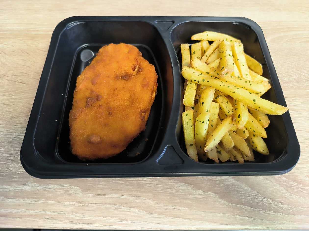 Chicken schnitzel meal