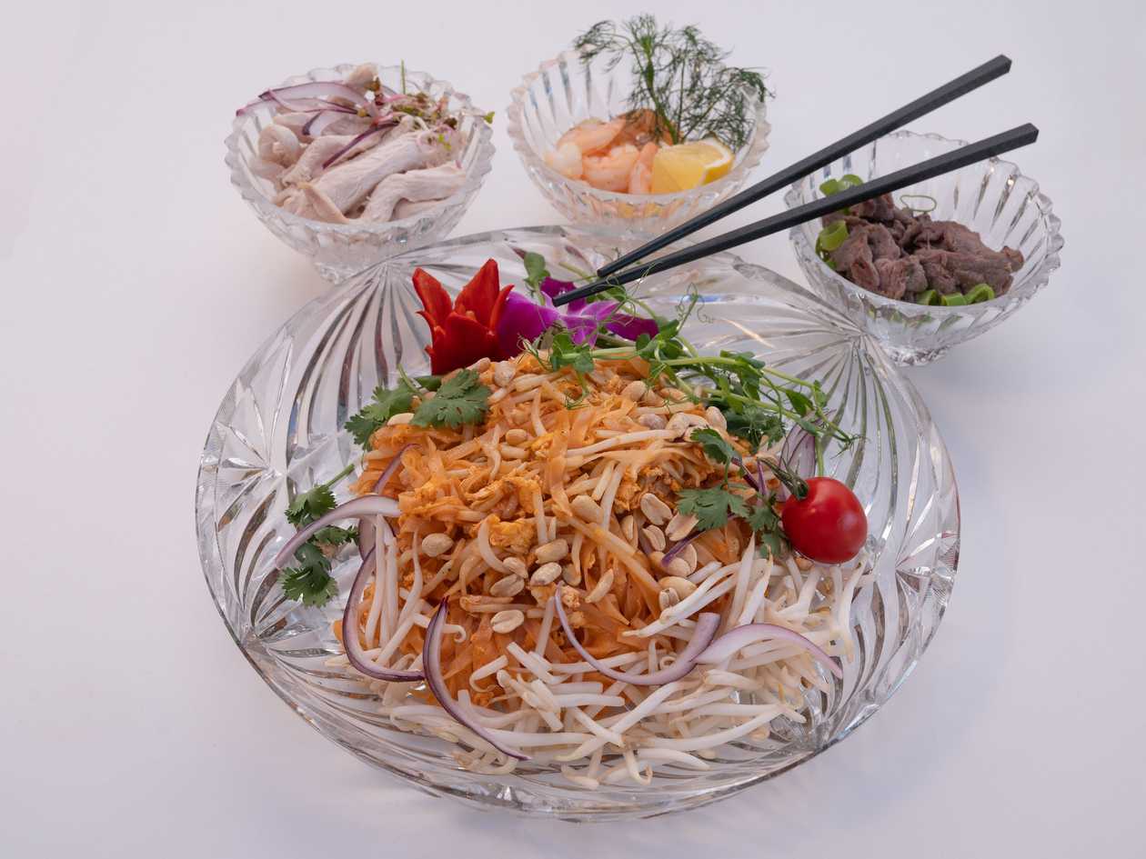 pad thai z kaczką