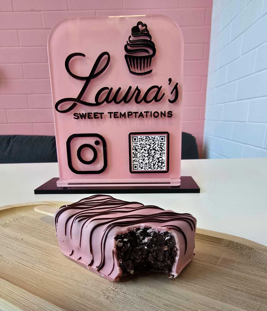 Large Cakesicle