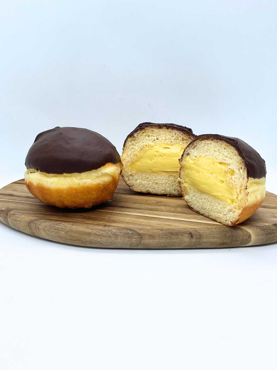 Gogoașă Boston Cream