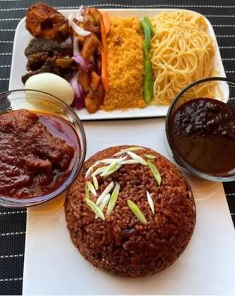Portion of waakye