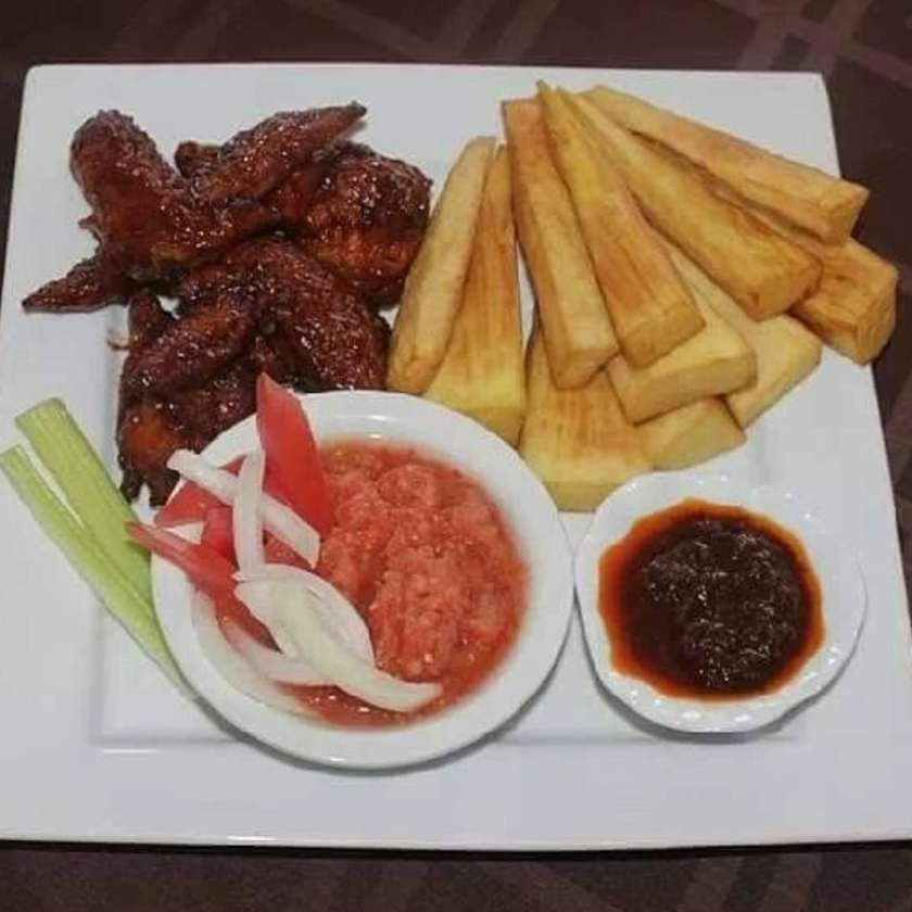 Yam Chips With Chicken