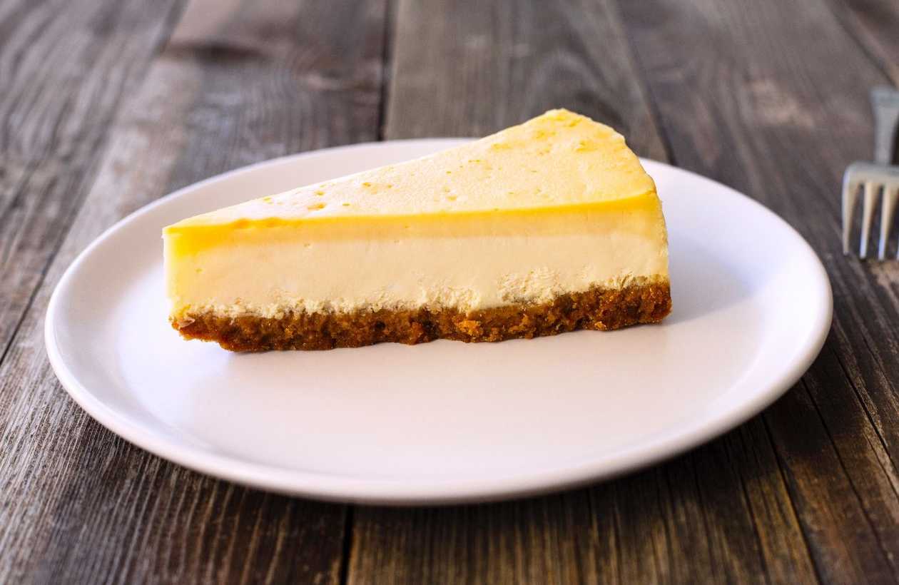Lemon cheesecake