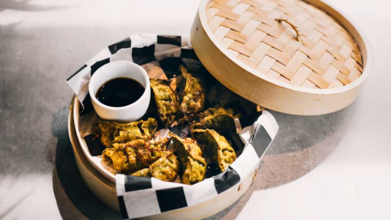 Denver gyoza with vegetables and soy sauce
