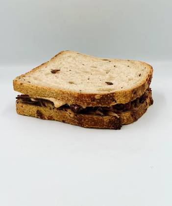 Grilled Sandwich Pastrami&Pickles