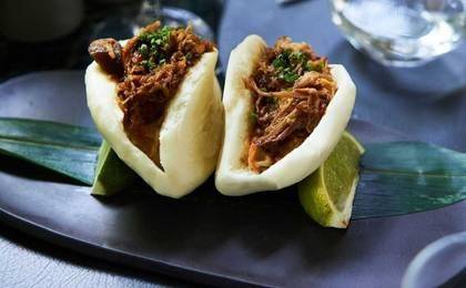 Bao burger with pulled pork