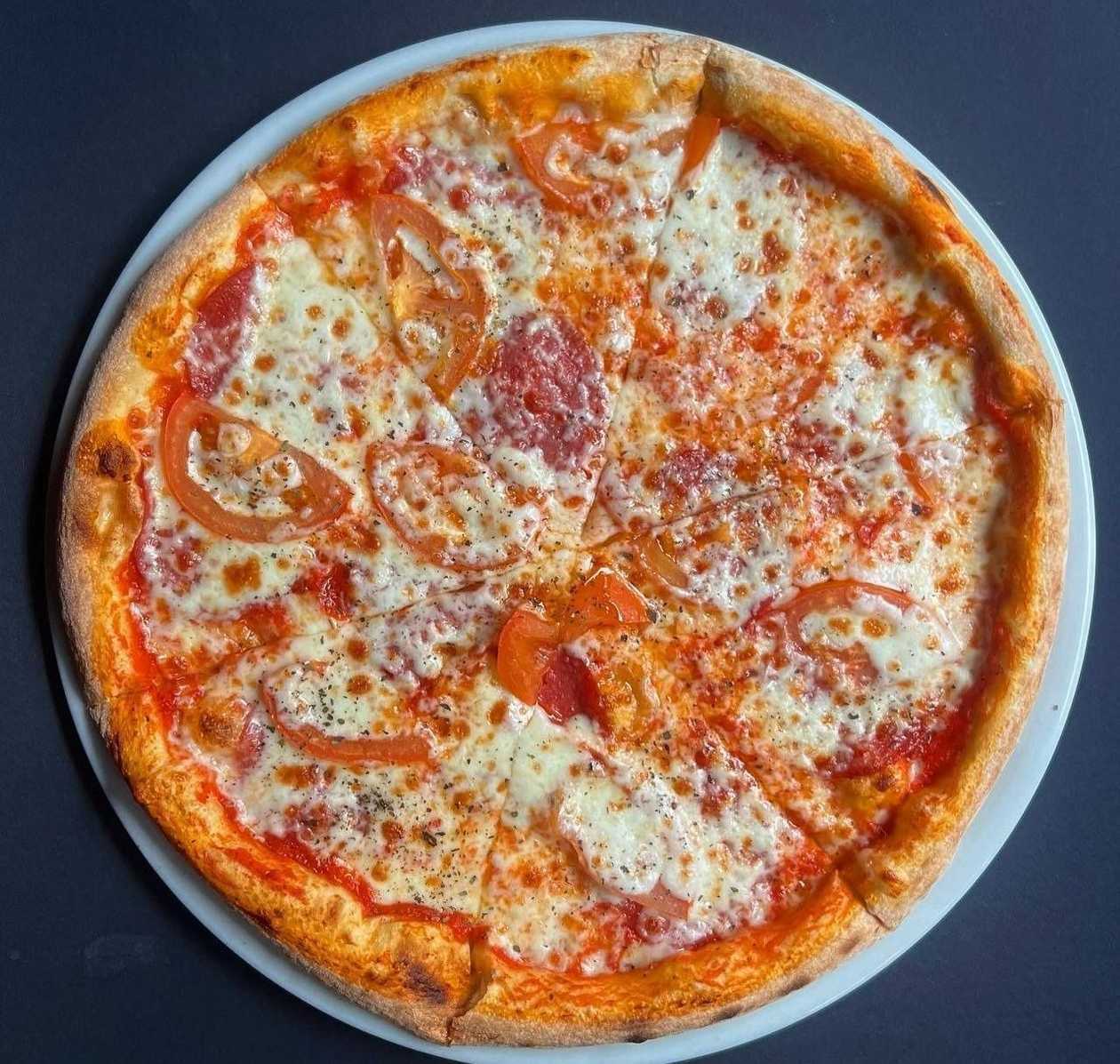 Pizza Salami