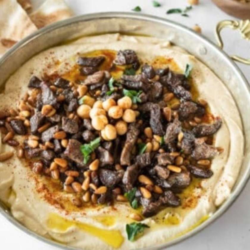 Hummus with Beef