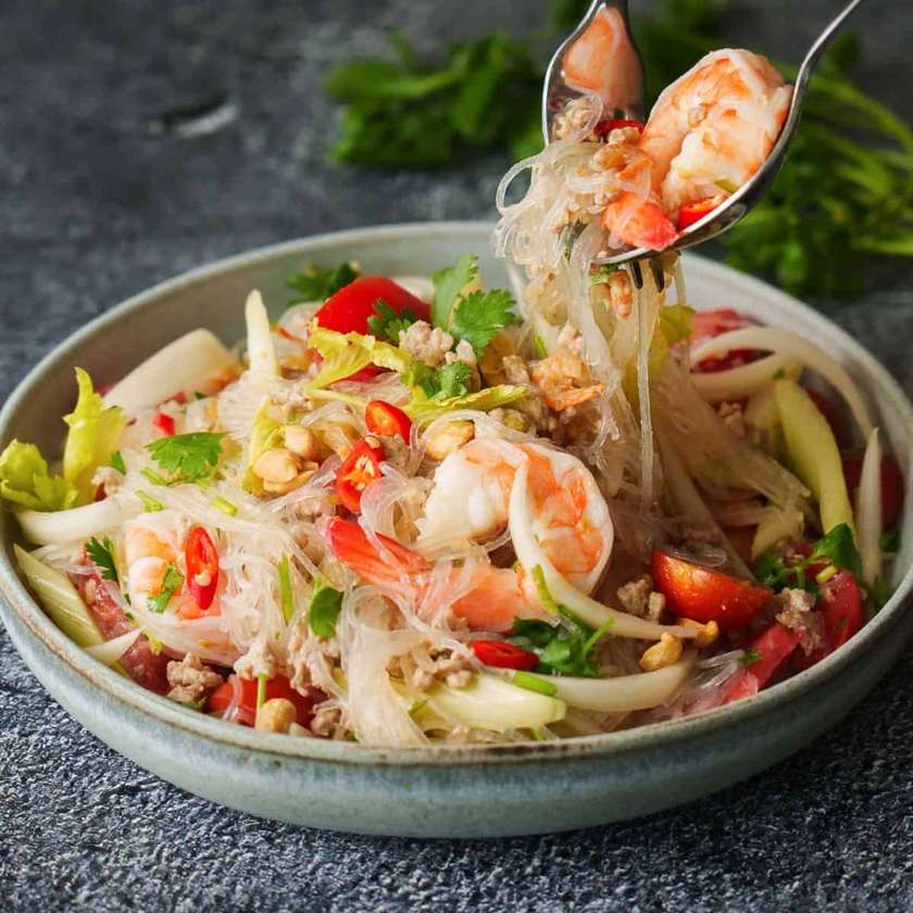 Yam Woon Sen Goong