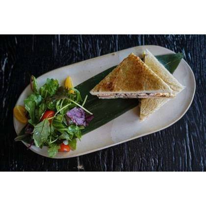 Elephante Toast with caviar and smoked salmon