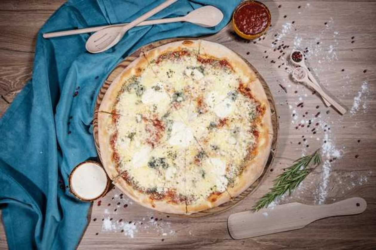 Pizza Quattro Formaggi
