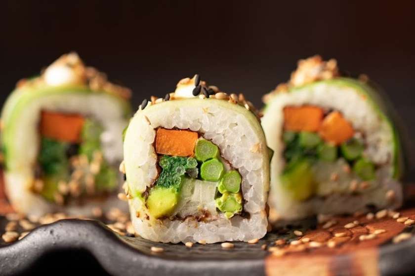 Yasai Dragon Roll (8pcs)