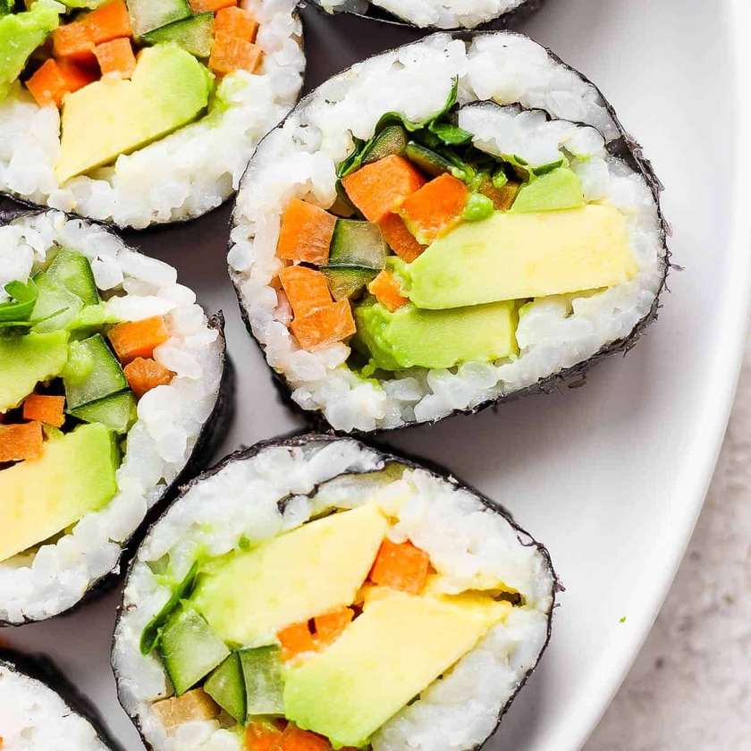 Avocado Maki (8pcs)