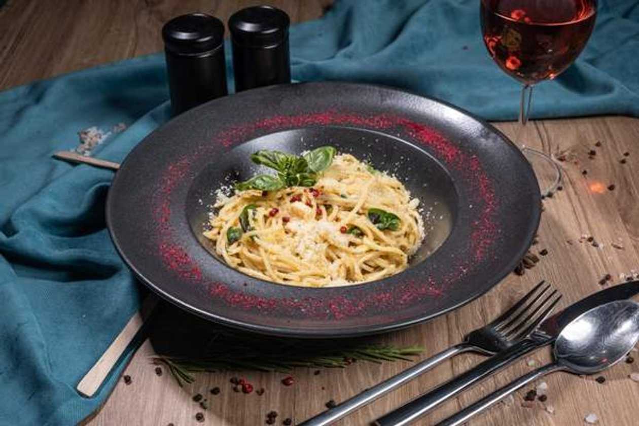 Spaghetti Aglio Olio E Pepperoncino