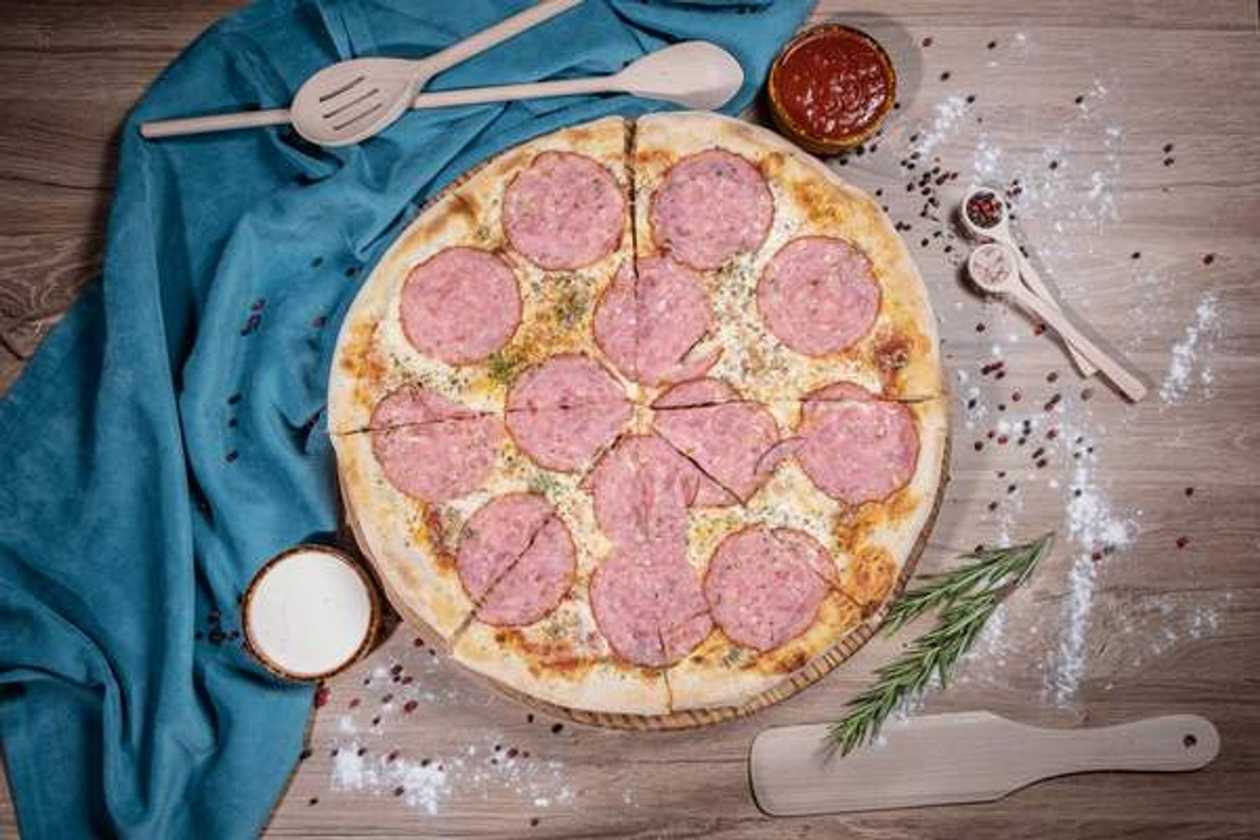 Pizza Salami
