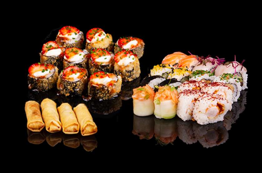 Lunch Menu: 24 pieces + 5 Hots + 4 Crepes