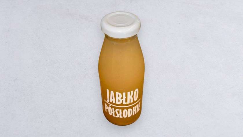 Świeży sok jabłkowy