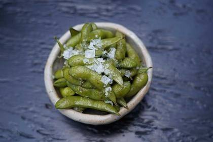 Salted/spicy edamame