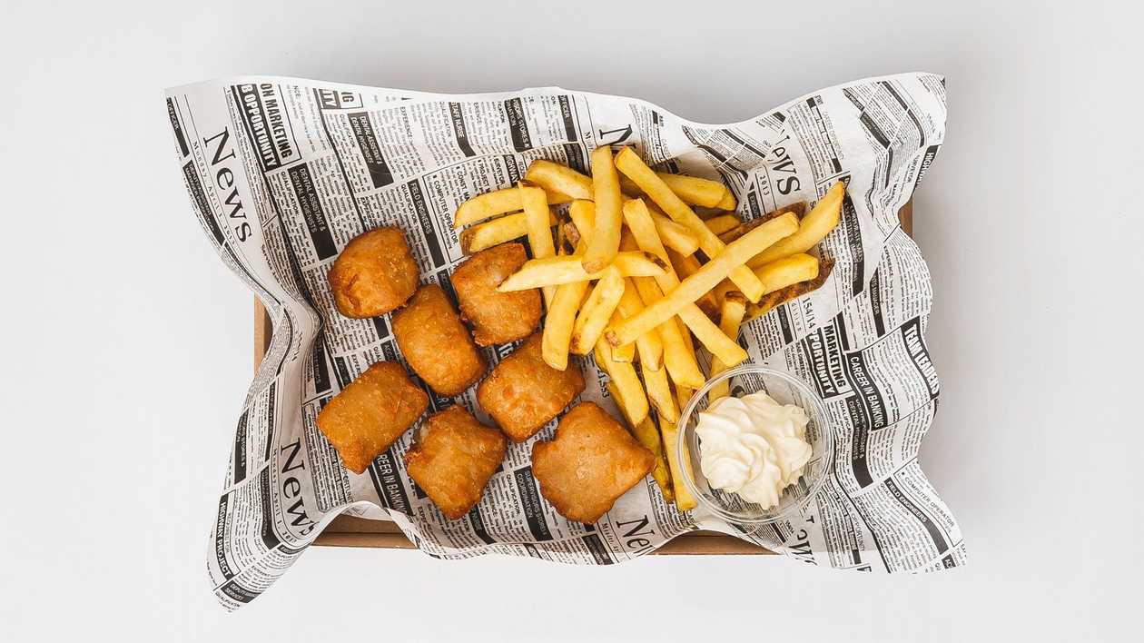 Fish & Chips + Sauce