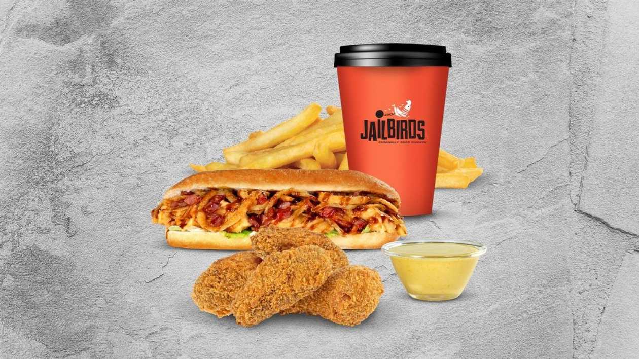 BBQ Getaway Meal + 4 pcs Wings