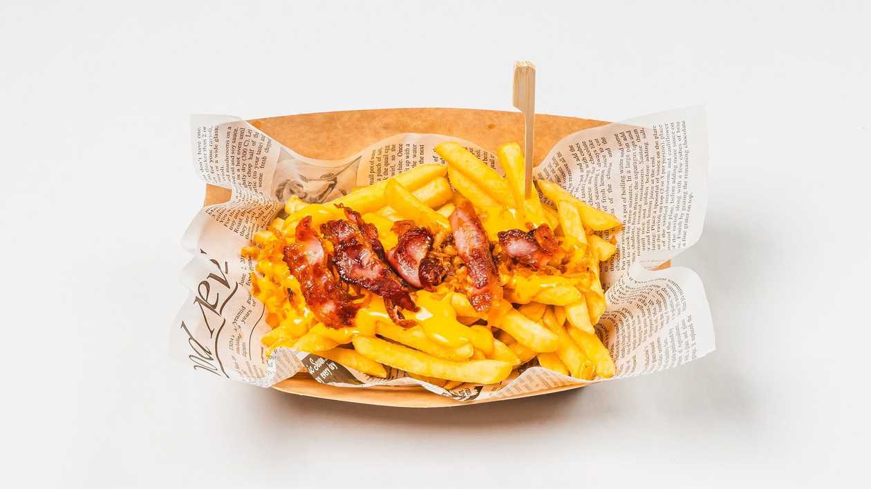 Crispy Fries with Cheddar and Bacon