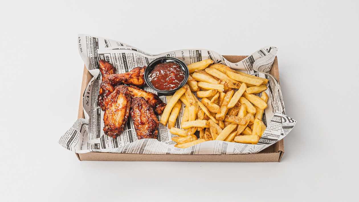 COMBO: BBQ Wings 350g + Fries + Sauce