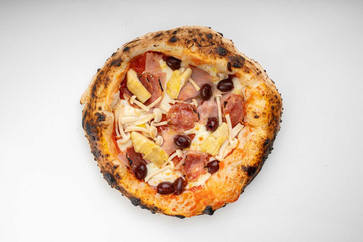 Pizza capriciosa