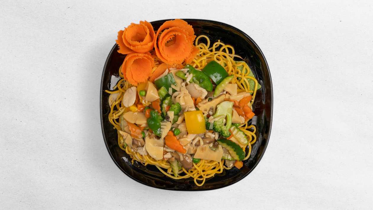 Chicken with noodles