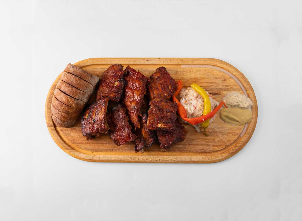 Žebra Pečená na Medu (1kg)