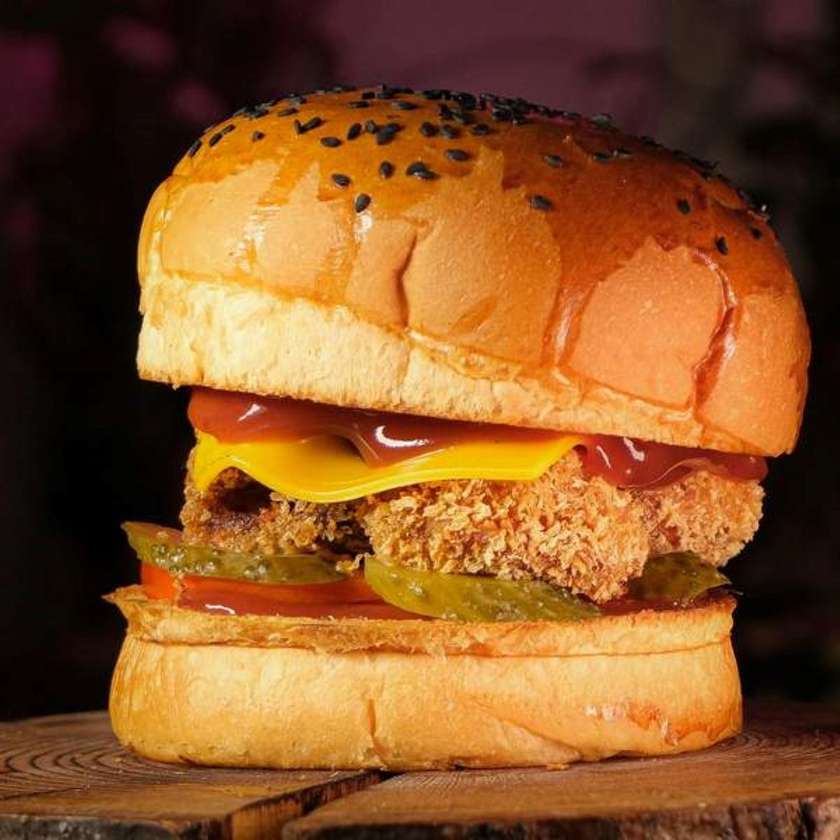Дитячий бургер з куркою (300г)