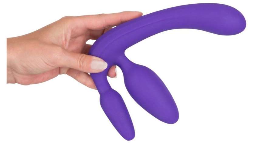 Strapless Strap-On Triple