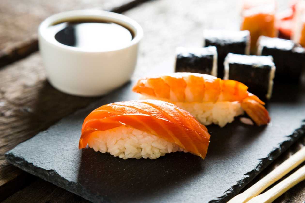 Nigiri salmon