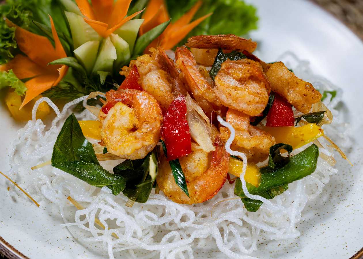 Creveti prajit in mixte de sare