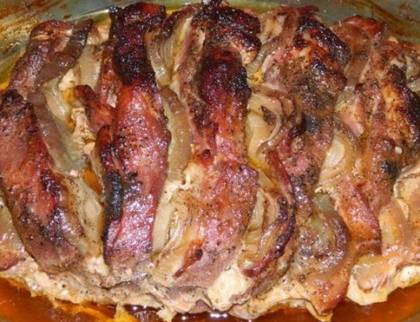 Ceafă de Porc Împănată cu Kaiser / Bacon