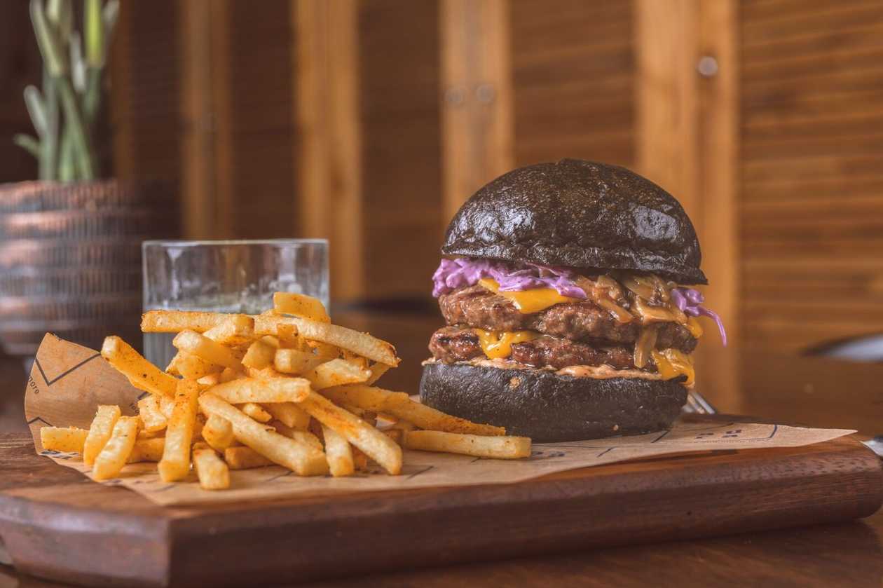 Burger on the Edge Meal