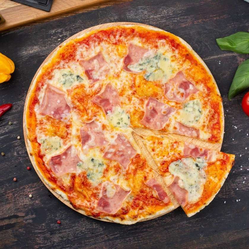 Pizza Prosciutto e Gorgonzola